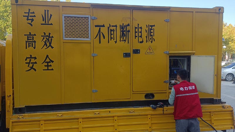 贵溪柴油发电机组和UPS电源配合使用时，如何避免切换过程中的电力中断？